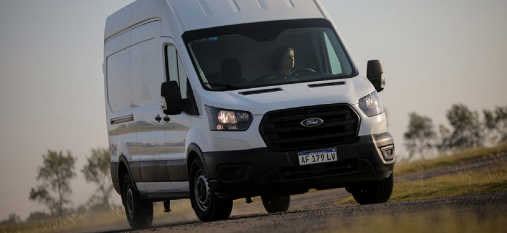 Descubre el poder del common rail motor en la Ford Transit Van para impulsar la eficiencia 